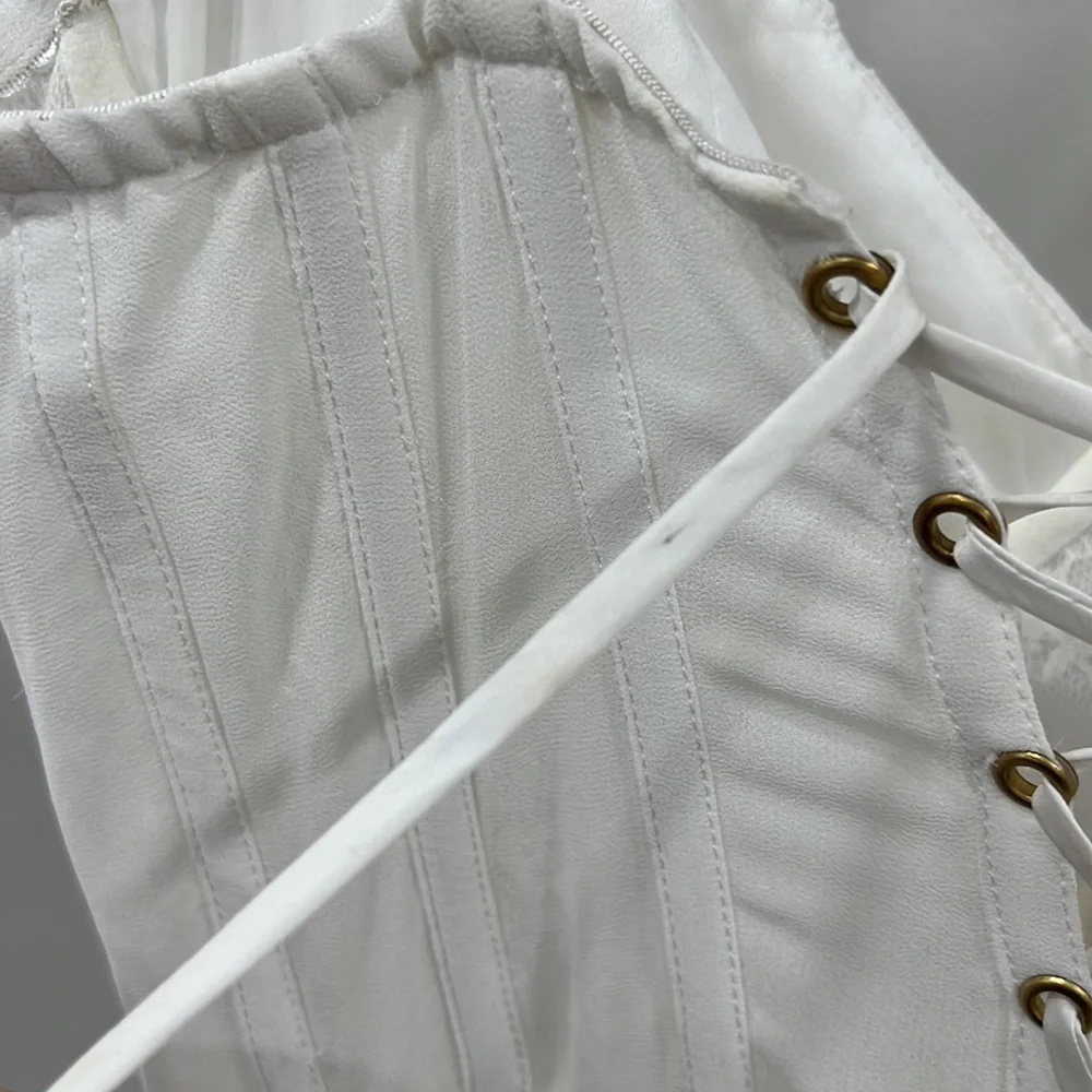 V. Chapman Carmen Gown in White - Picture 14 of 16